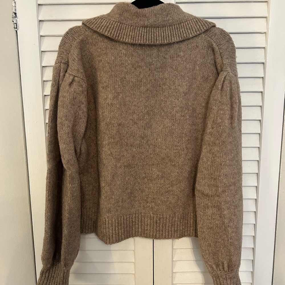 Astr Taupe Peter Pan Collar Puff-Sleeve Sweater - Picture 4 of 4